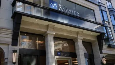Fachada do Banco Master, localizado na rua Elvira Ferraz em Itaim Bibi
