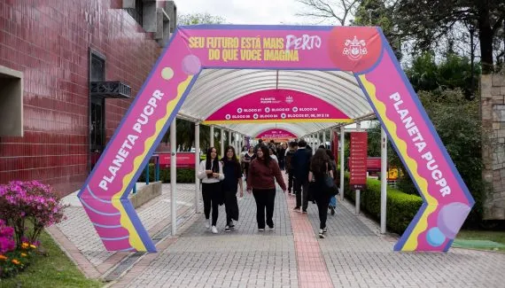 Feira de profissões da PUCPR começa nesta quinta com mais de 100 oficinas gratuitas