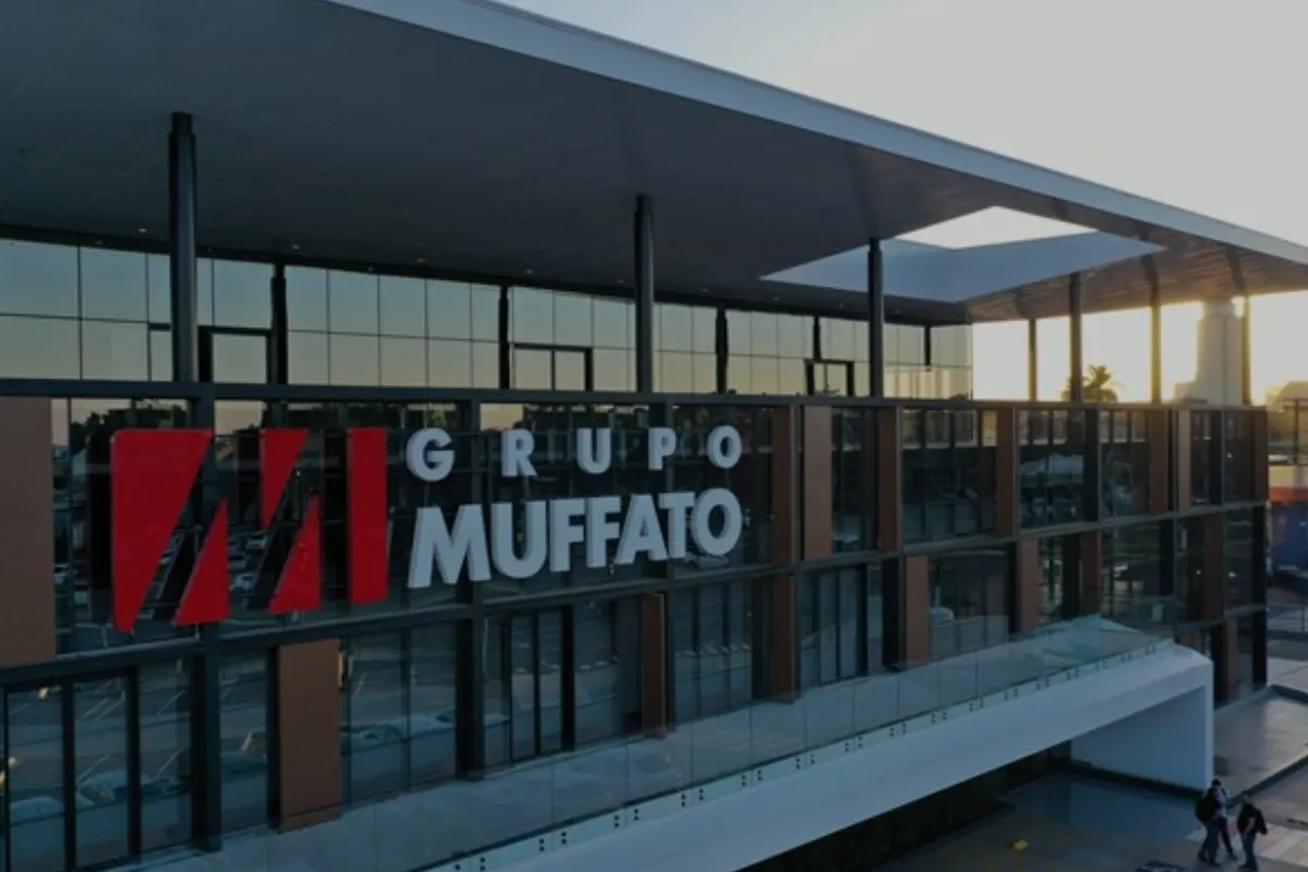 Super Muffato Tarumã / fachada do Grupo Muffato