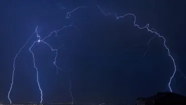 Paraná registra mais de 52 mil raios em dois dias de tempestades