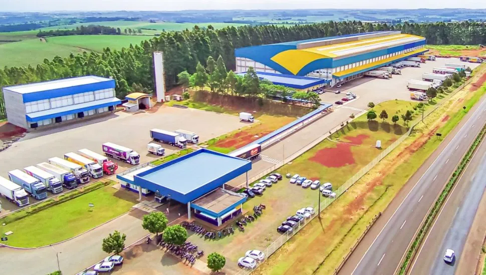 Unifrango / vista aérea de centro de distribuição da Unifrango