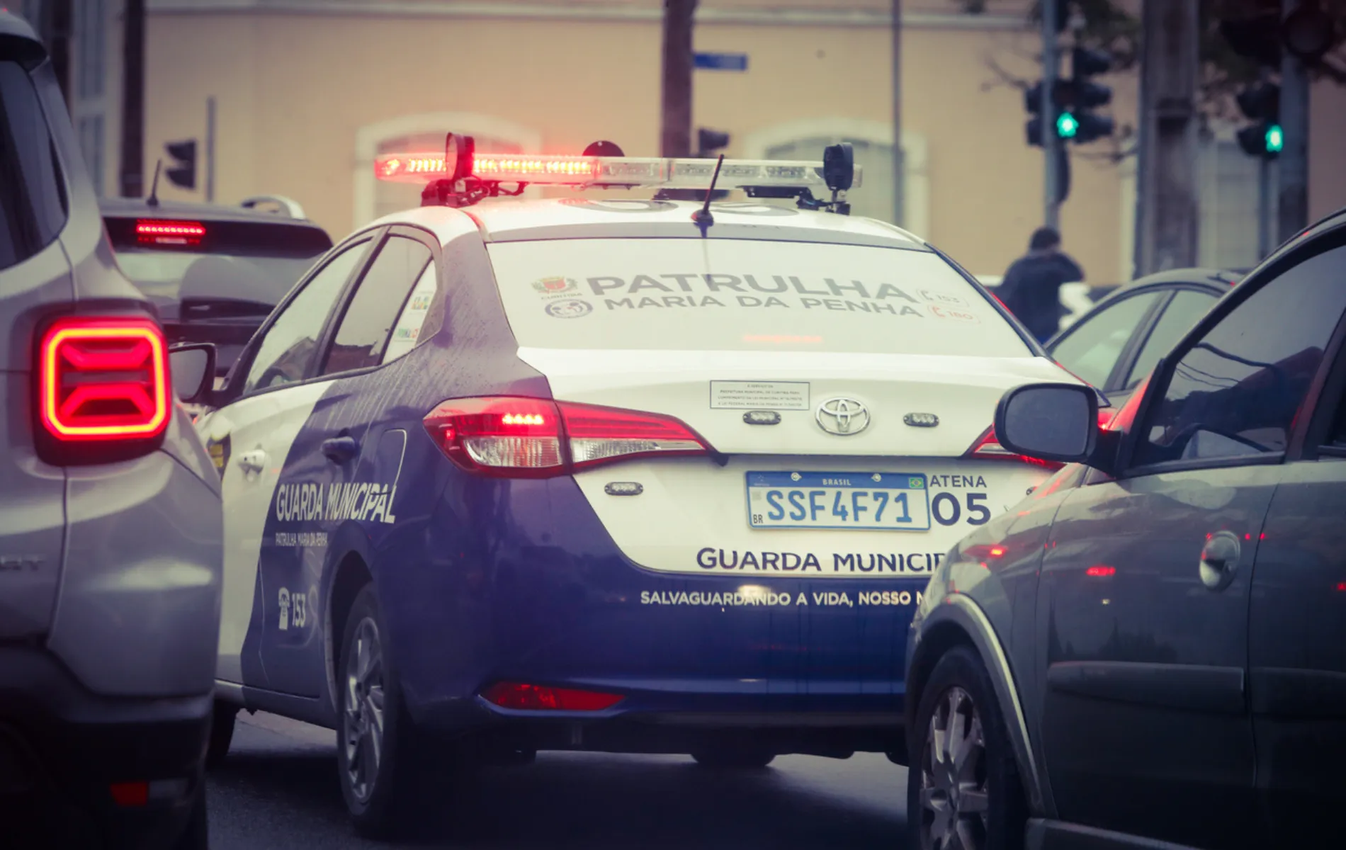 Telefones da Prefeitura, Guarda e Defesa Civil ficam fora do ar após temporal em Curitiba