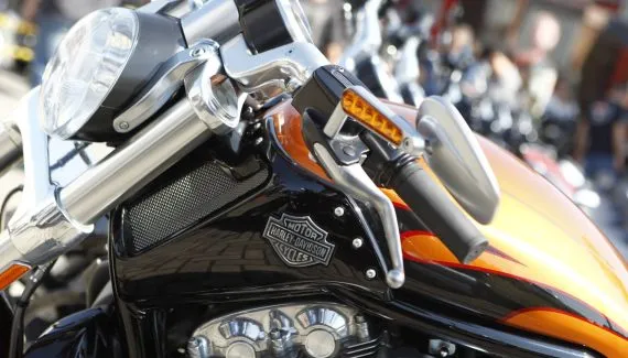Produção de motos de alta cilindrada no Brasil dispara, com salto de 41,9%