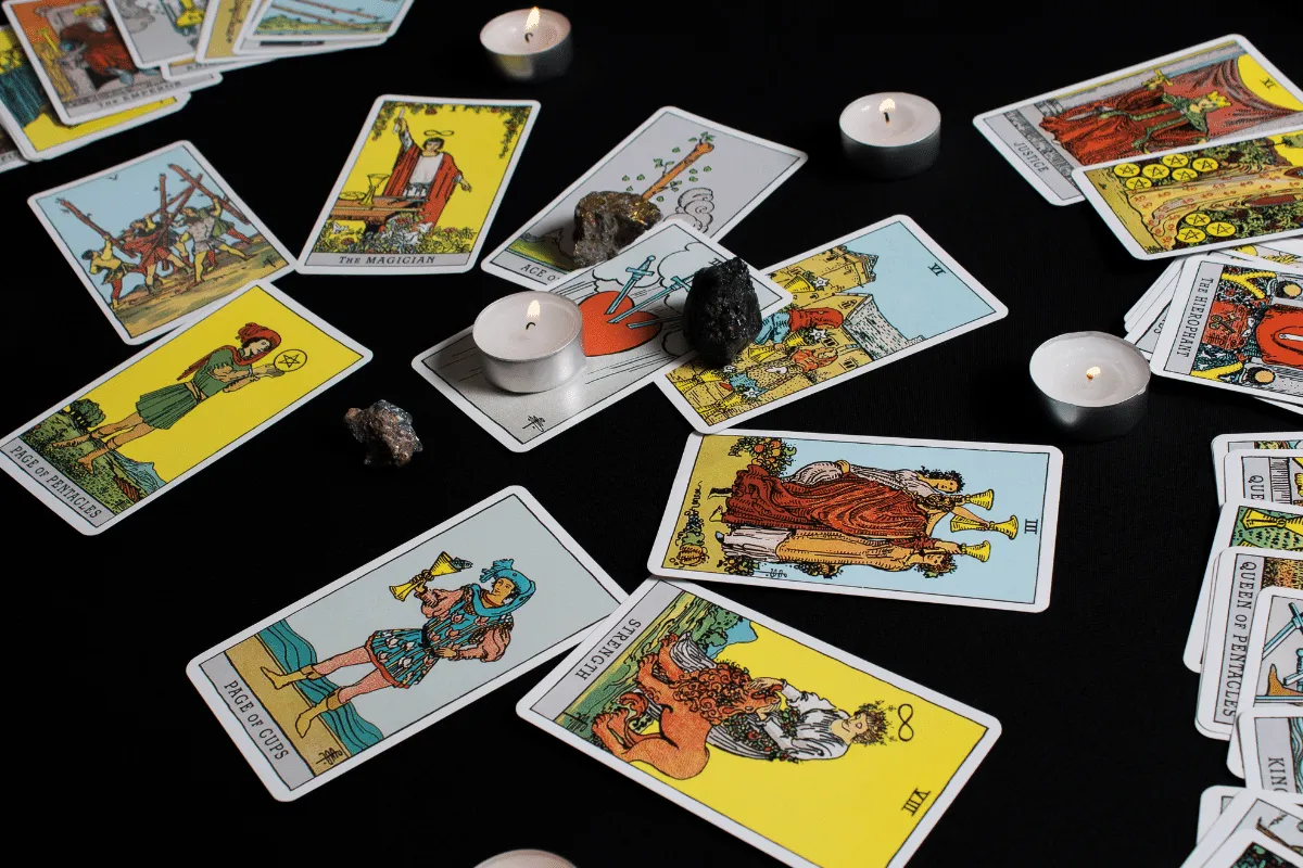 Tarot do dia: previsão para os 12 signos em 25/09/2026