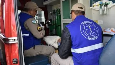O Corpo de Bombeiros realizou o resgate da vítima.