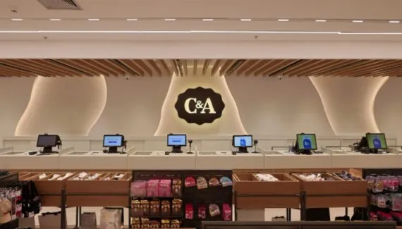 C&A reabre loja em Curitiba com novo modelo que deve virar padrão da rede