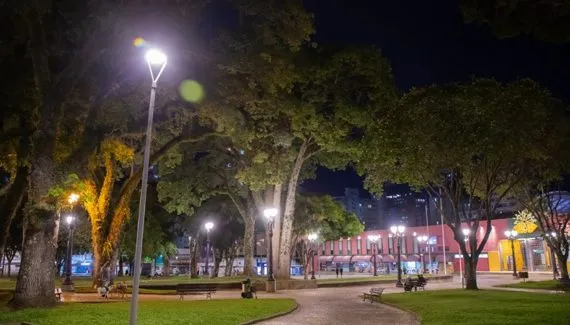 Curitiba tem 30 pedidos de melhorias para praças em 14 bairros