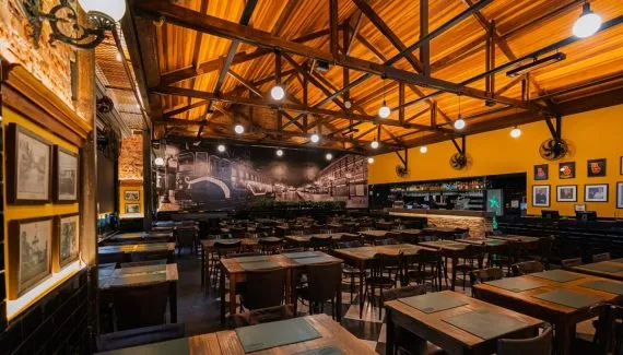 Restaurante Imperial celebra 60 anos com mignon patrimônio de Curitiba