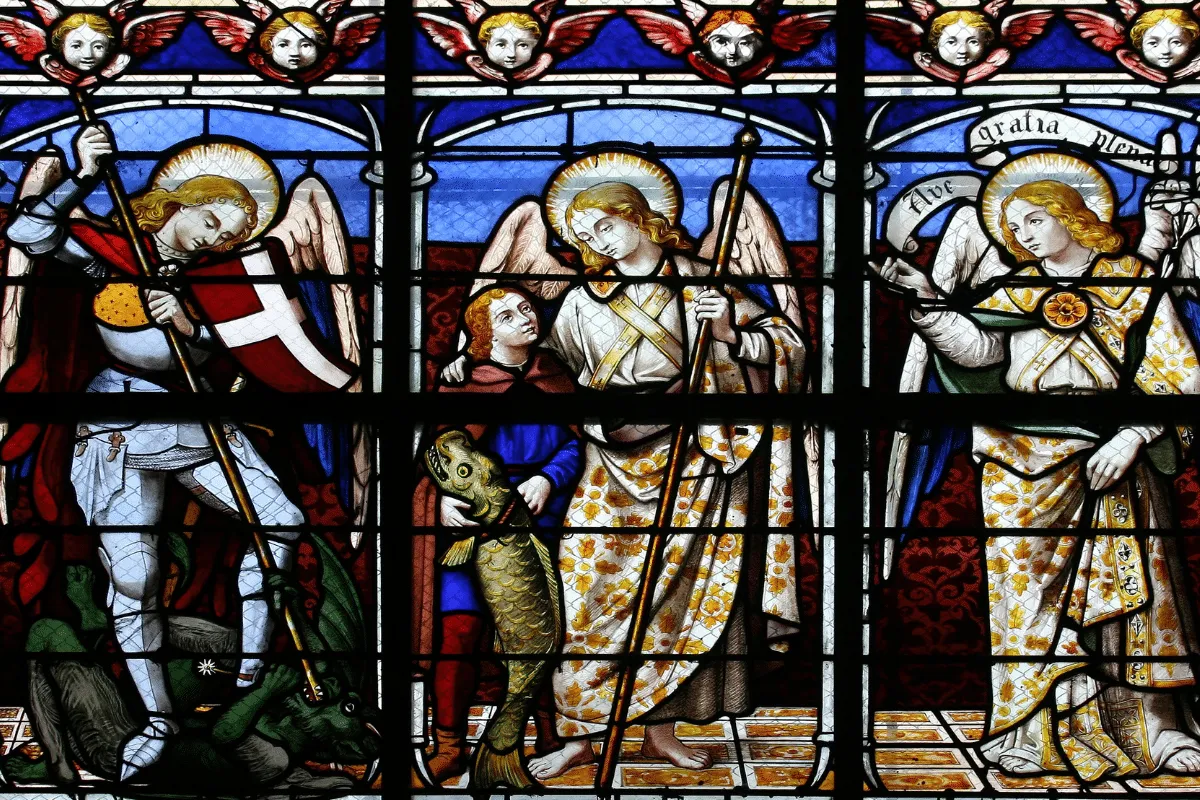 Dia dos Arcanjos Miguel, Gabriel e Rafael: conheça 9 simpatias e orações para celebrar a data
