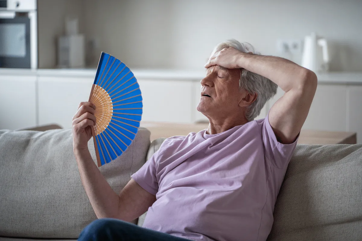 Calor intenso exige atenção com idosos: veja como adaptar a rotina