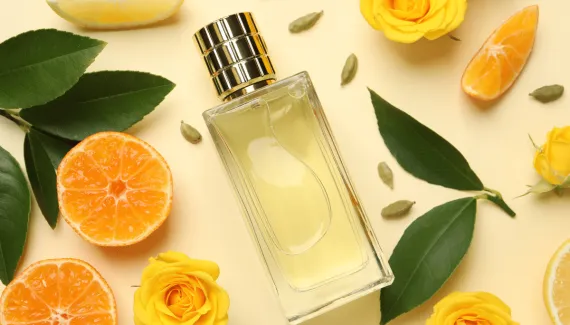 Perfumes de primavera: florais e combinações para fugir do óbvio