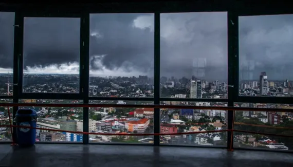 Outubro será chuvoso e terá variação de temperaturas no Paraná