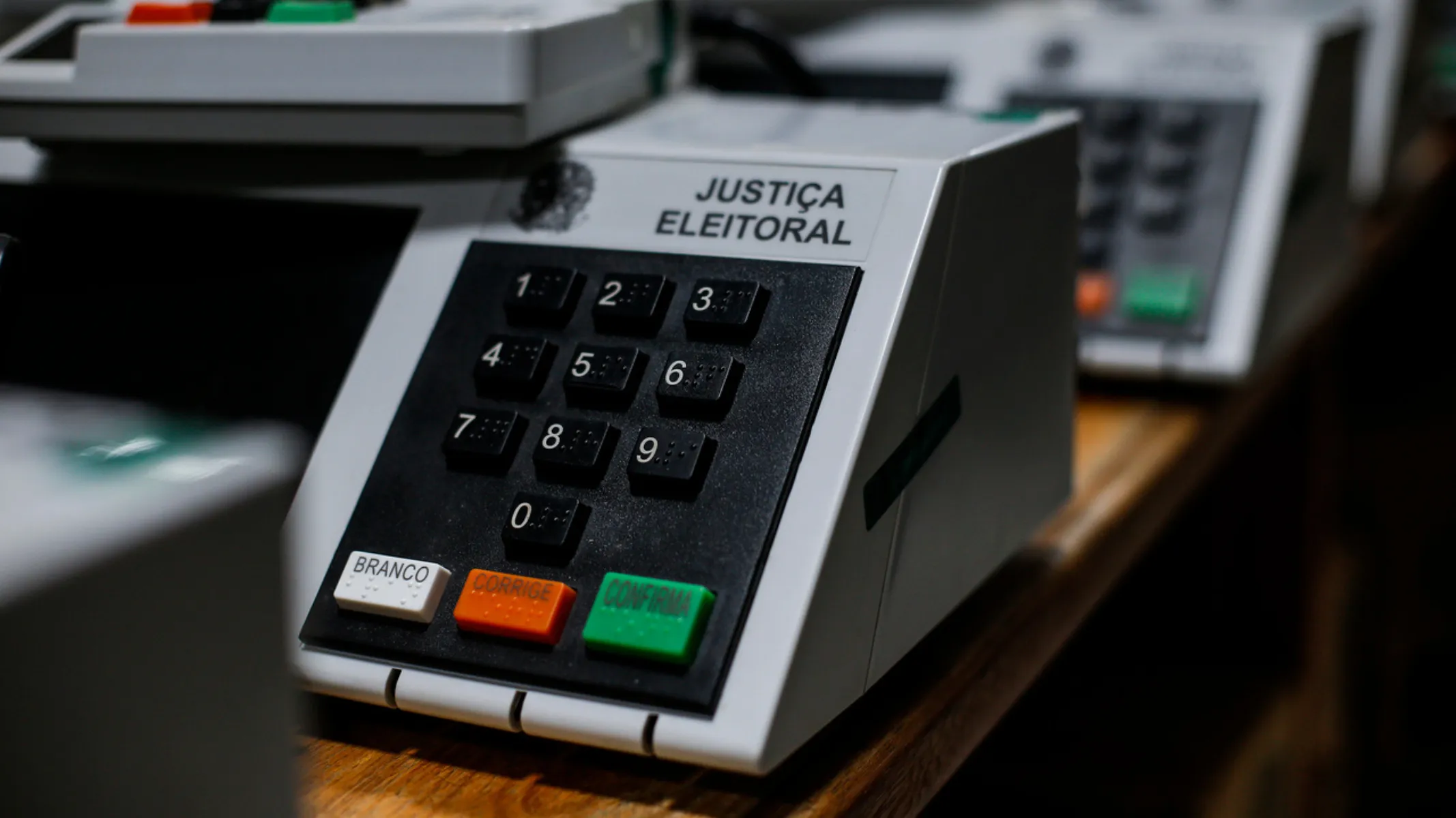 Fim do horário eleitoral: TV e rádio voltam ao normal a três dias da votação