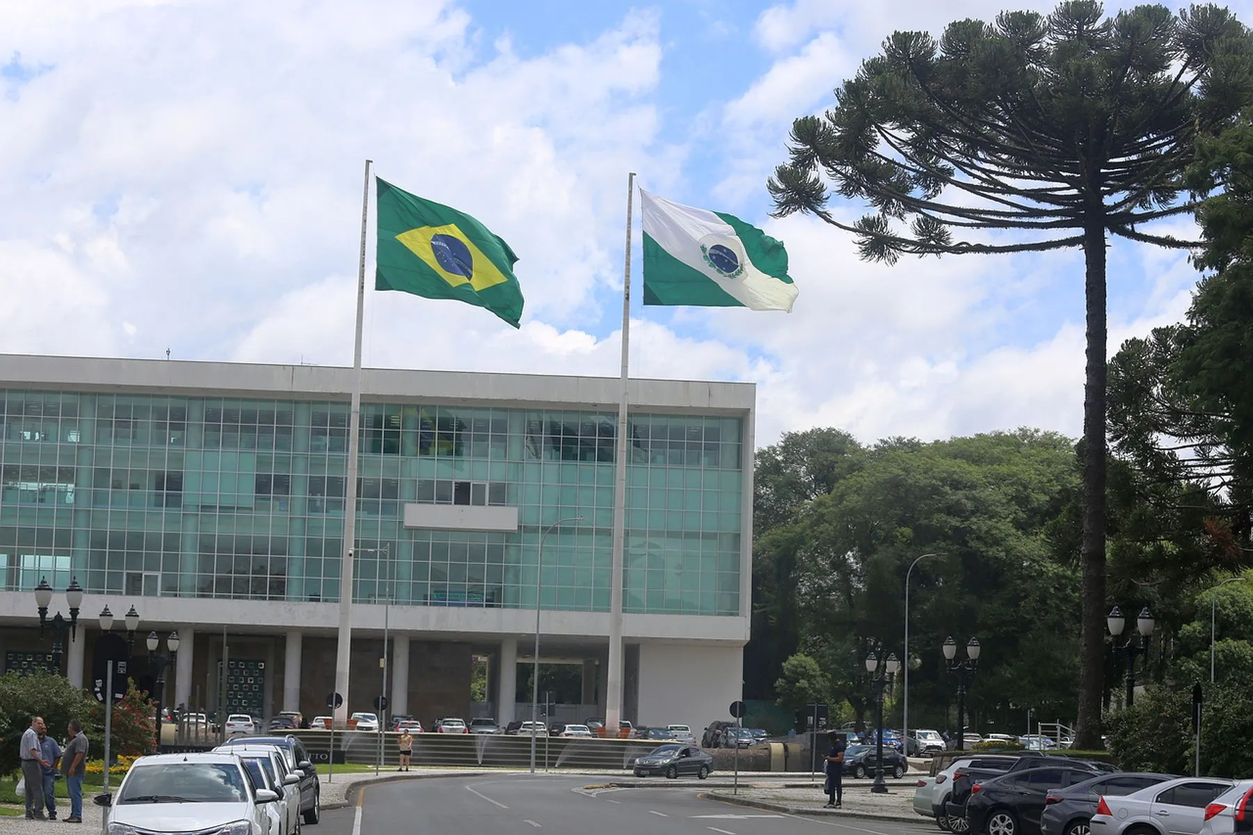 Paraná tem 8 nomes concorrendo a governador; veja quem é quem