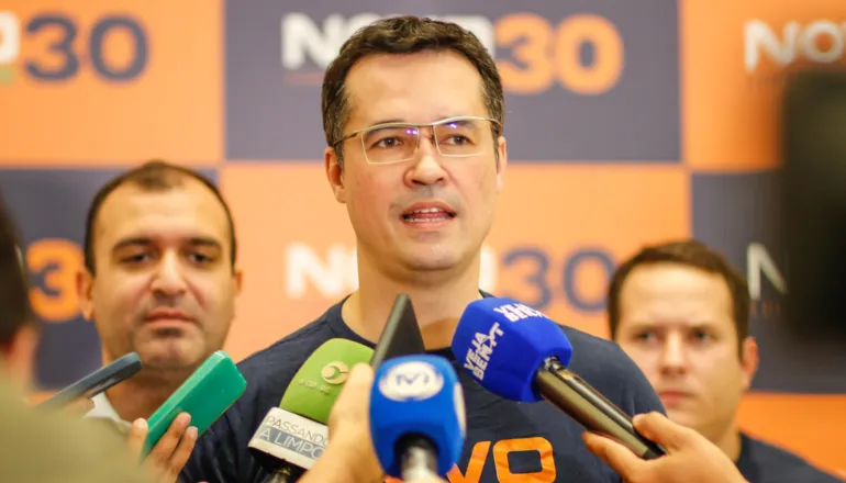 Virada antes das urnas: Deltan Dallagnol volta à disputa pelo Senado no Paraná