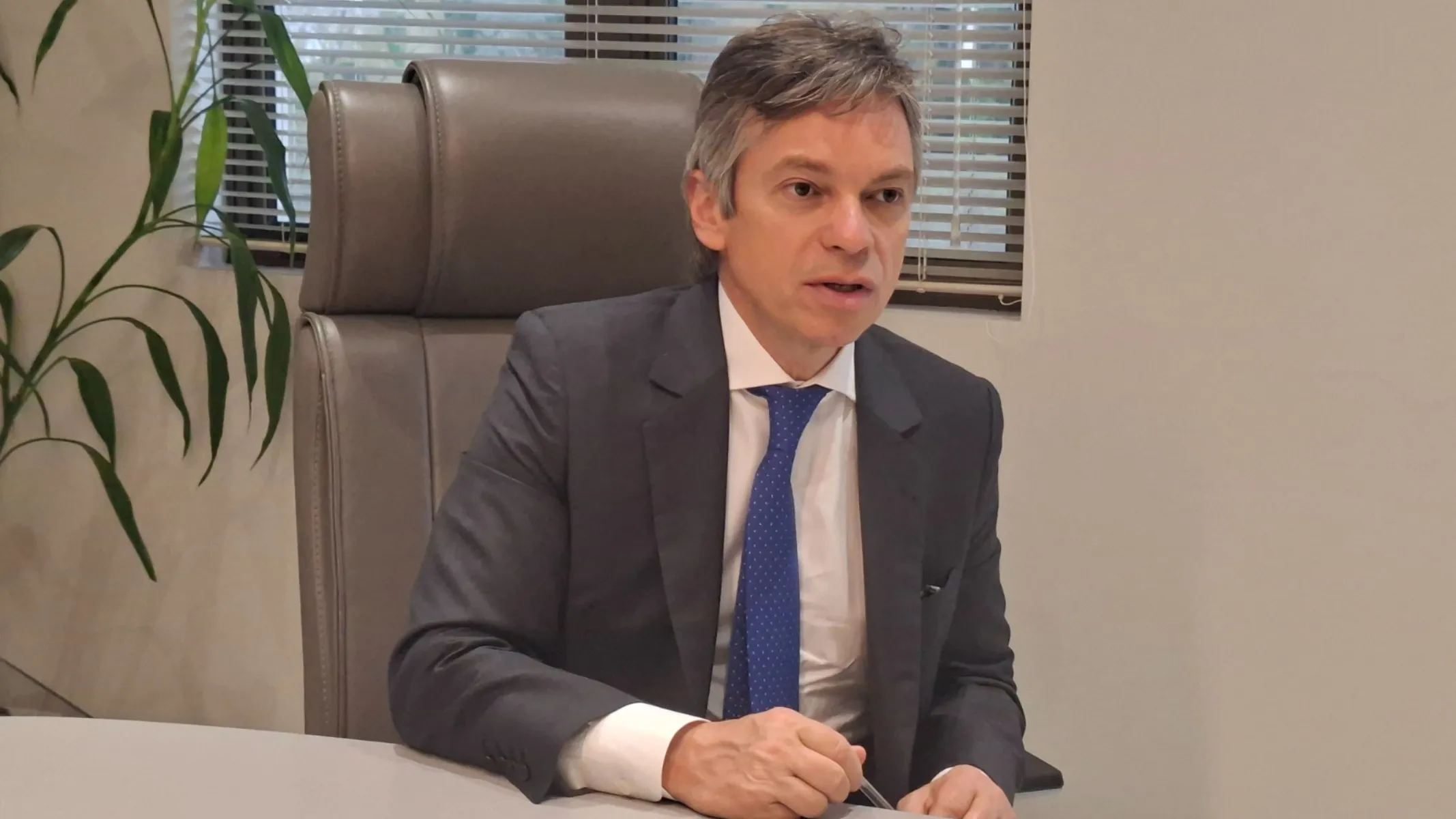 “Dois lados titulares da verdade”: presidente da OAB-PR critica extremos e cobra reação à crise no STF