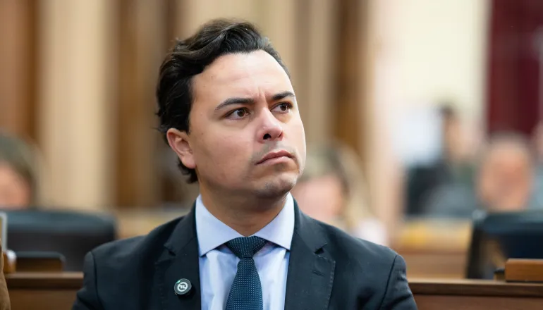 Deputado mais votado do PR acusa esquerda de estratégia para anular eleição com prorrogação