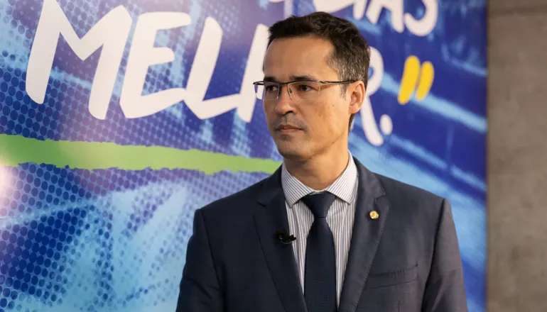 Deltan Dallagnol ganha parecer favorável do MPE para disputar o Senado no Paraná