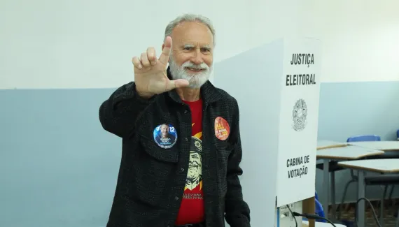 Dr. Rosinha vota e afirma que Deltan “tumultua
