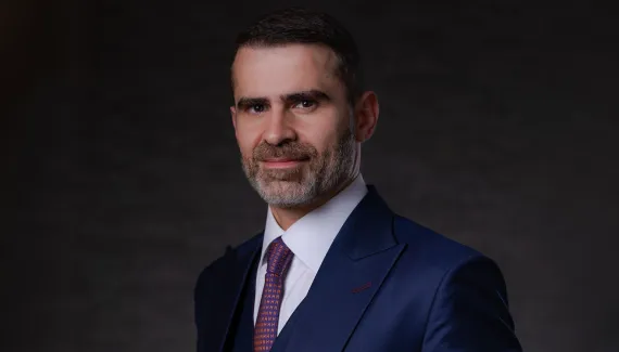 Quem substitui Moro? Conheça o terceiro novo senador do Paraná