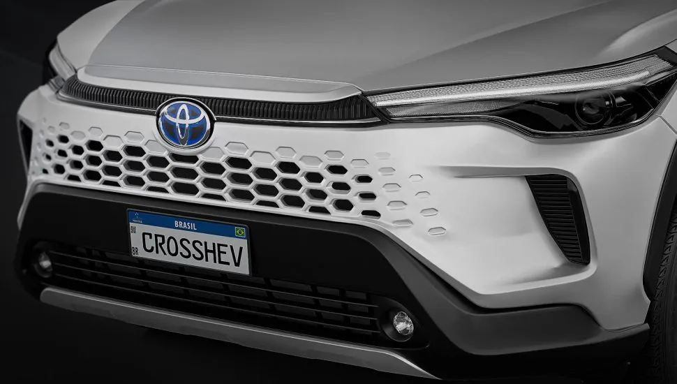 Corolla Cross XRV Hybrid 2027 - O novo Toyota Corolla Cross XRV Hybrid 2027 chega ao mercado por R$ 213.990 para ser a opção de entrada da gama de eletrificados do SUV.