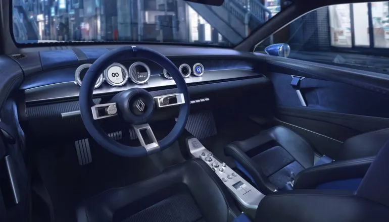 Renault Gordini concept A cabine traz painel com lâmina horizontal de alumínio escovado, mostradores digitais circulares e bancos revestidos em veludo cotelê azul e Alcantara.
