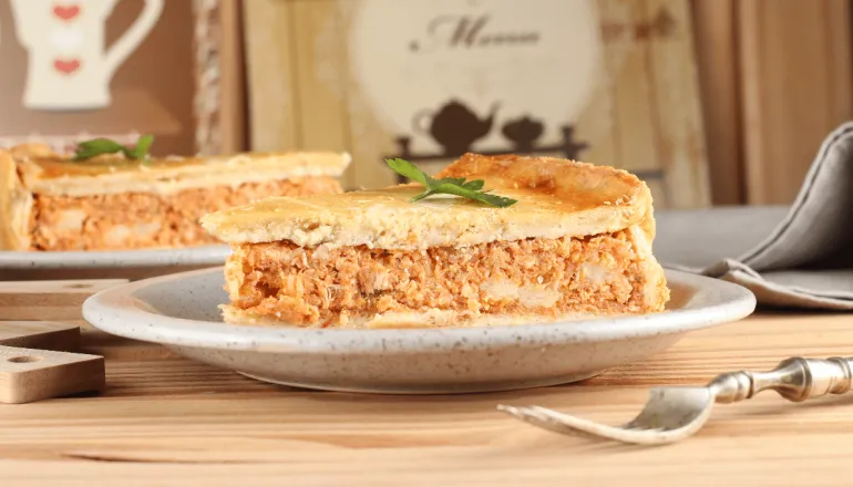 Torta de frango com massa podre: aprenda a receita para o lanche da tarde