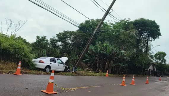 Mais de 4 mil imóveis seguem sem luz após temporais no Paraná