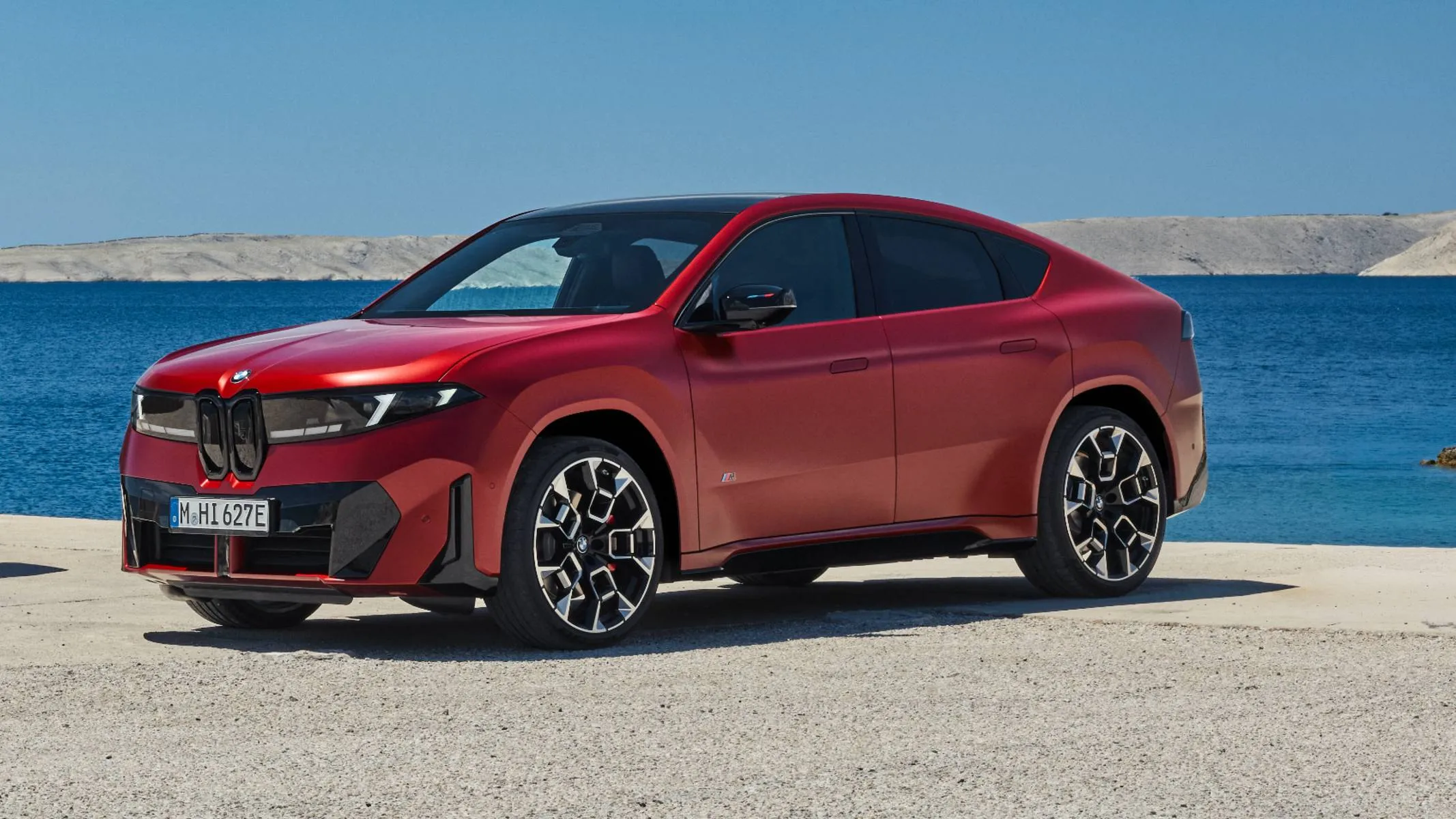 BMW iX4: SUV coupé elétrico tem 612 cv e estreia em 2027