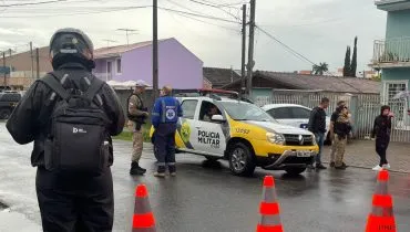 Fim do sequestro em CMEI de Curitiba: BOPE invade local, mata homem armado e resgata 13 crianças