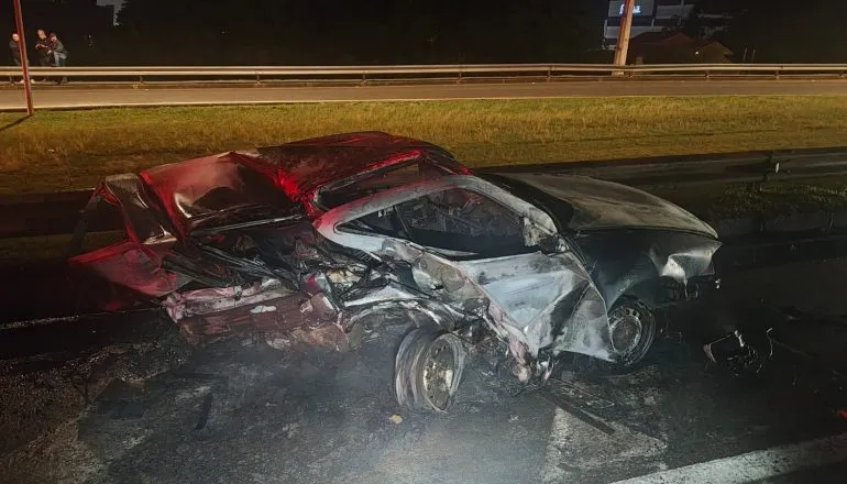 Motorista foge após batida que terminou em morte na BR-116; vídeo mostra momento da colisão