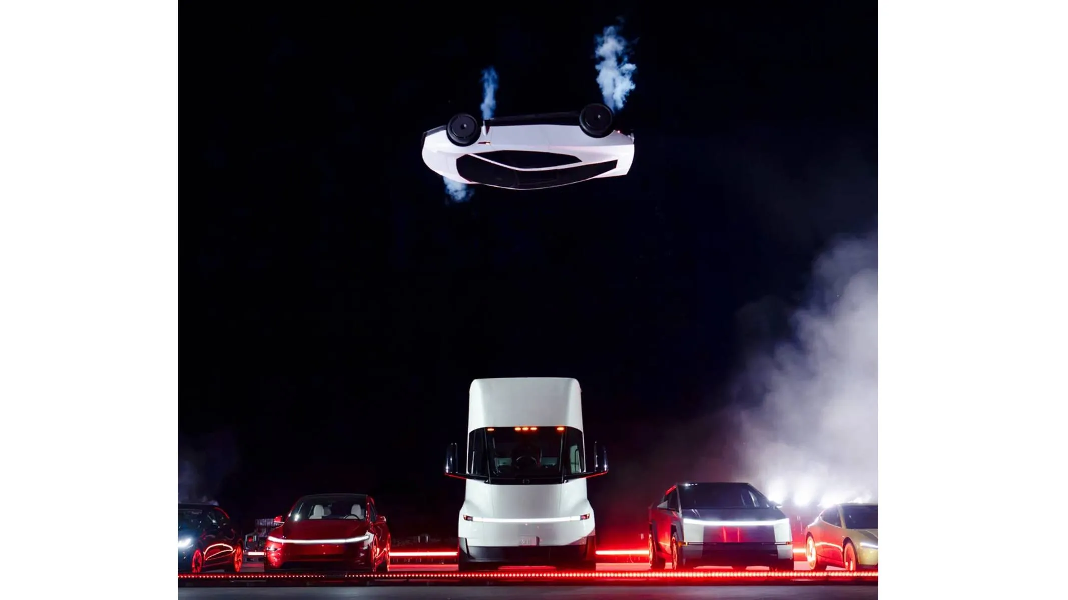 Tesla Roadster roquet saltando caminhao - Imagem mostra o momento em que o Tesla Roadster Roquet salta caminhões e carros.
