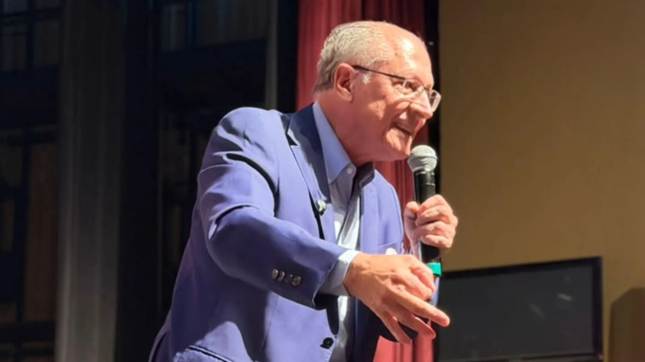 Geraldo Alckmin (PSB) cumpre agenda de campanha em Curitiba nesta terça-feira (20).