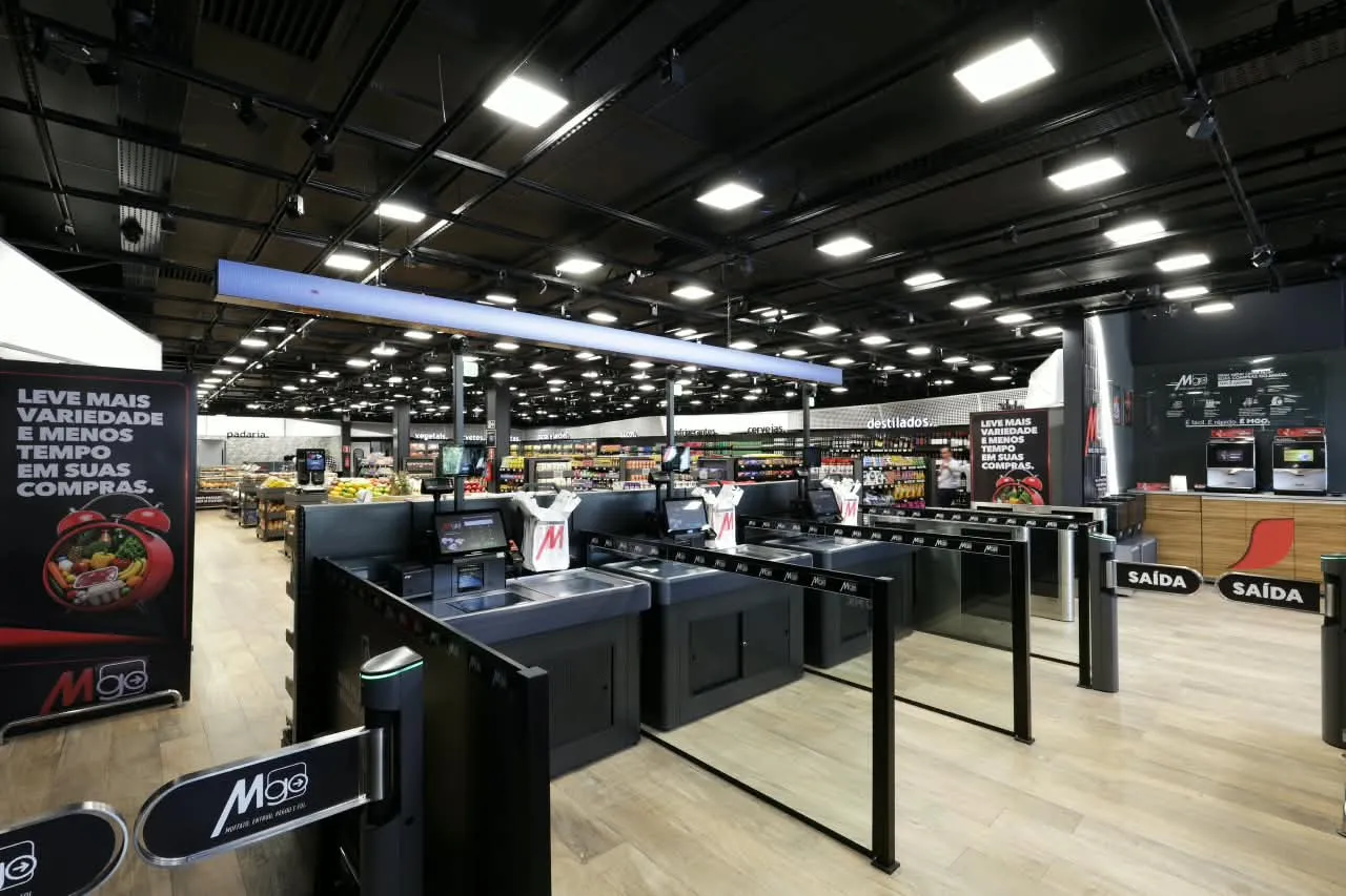 Muffato Go Curitiba / mercado autônomo