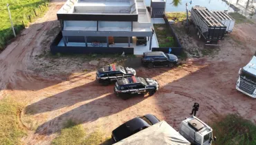 Caminhões vazios e carga sem registro: como funcionários furtavam empresa no Paraná