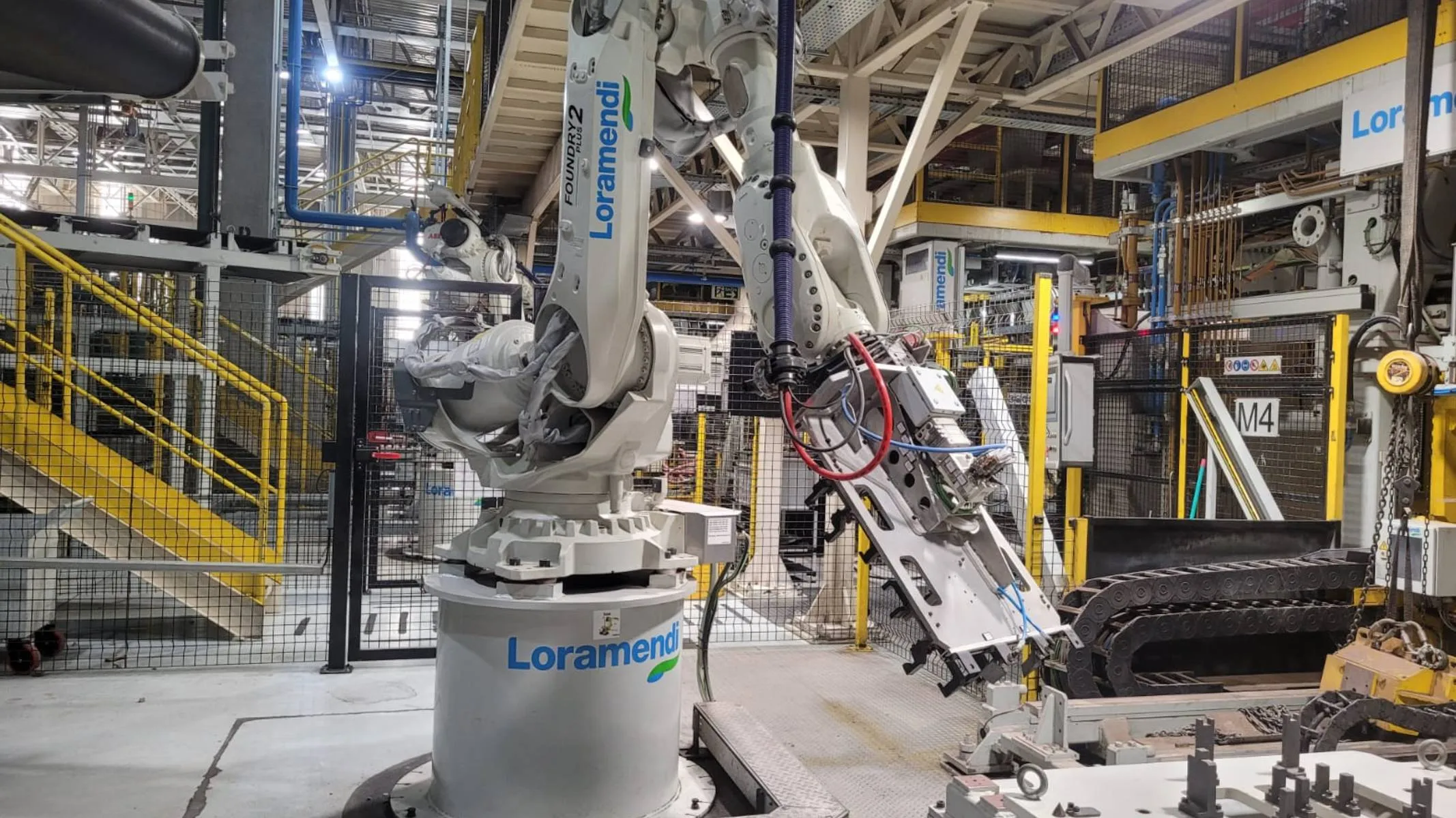 Imagem mostra detalhes da fábrica da Horse Powertrain em São José dos Pinhais.