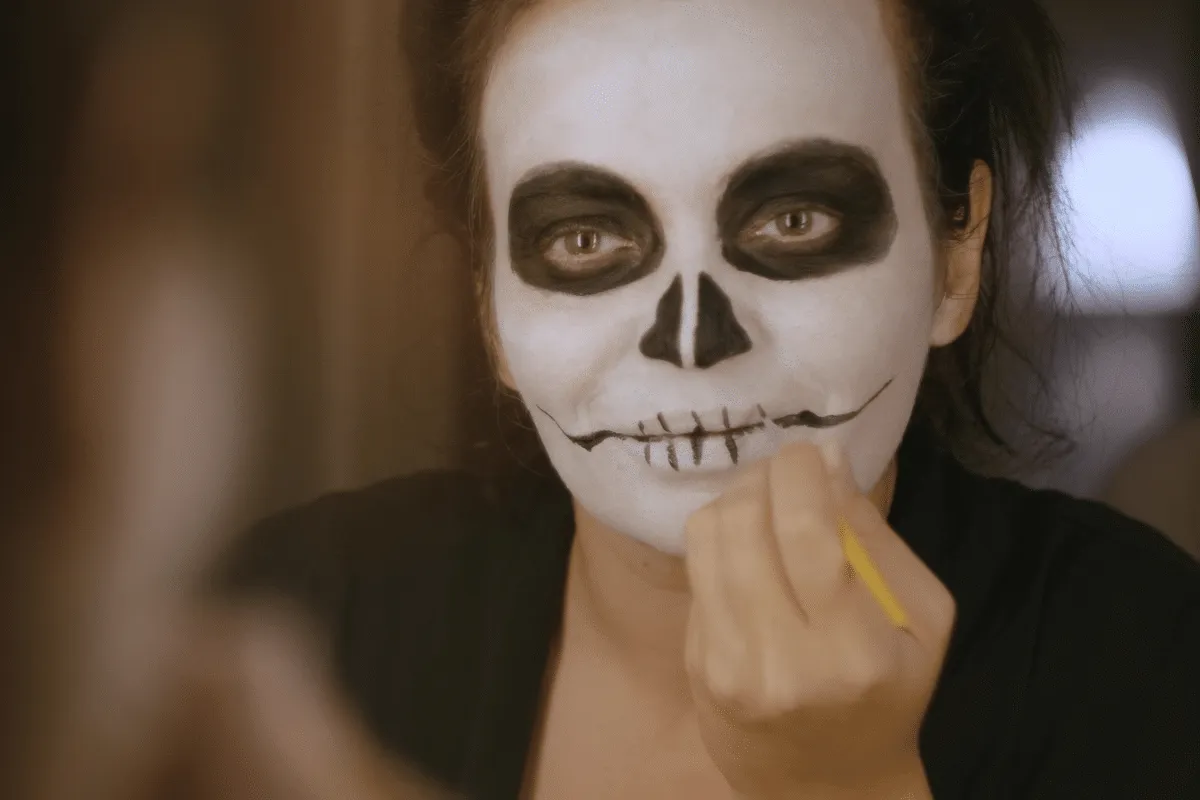 Maquiagem de Halloween: 5 dicas para criar efeitos assustadores em casa