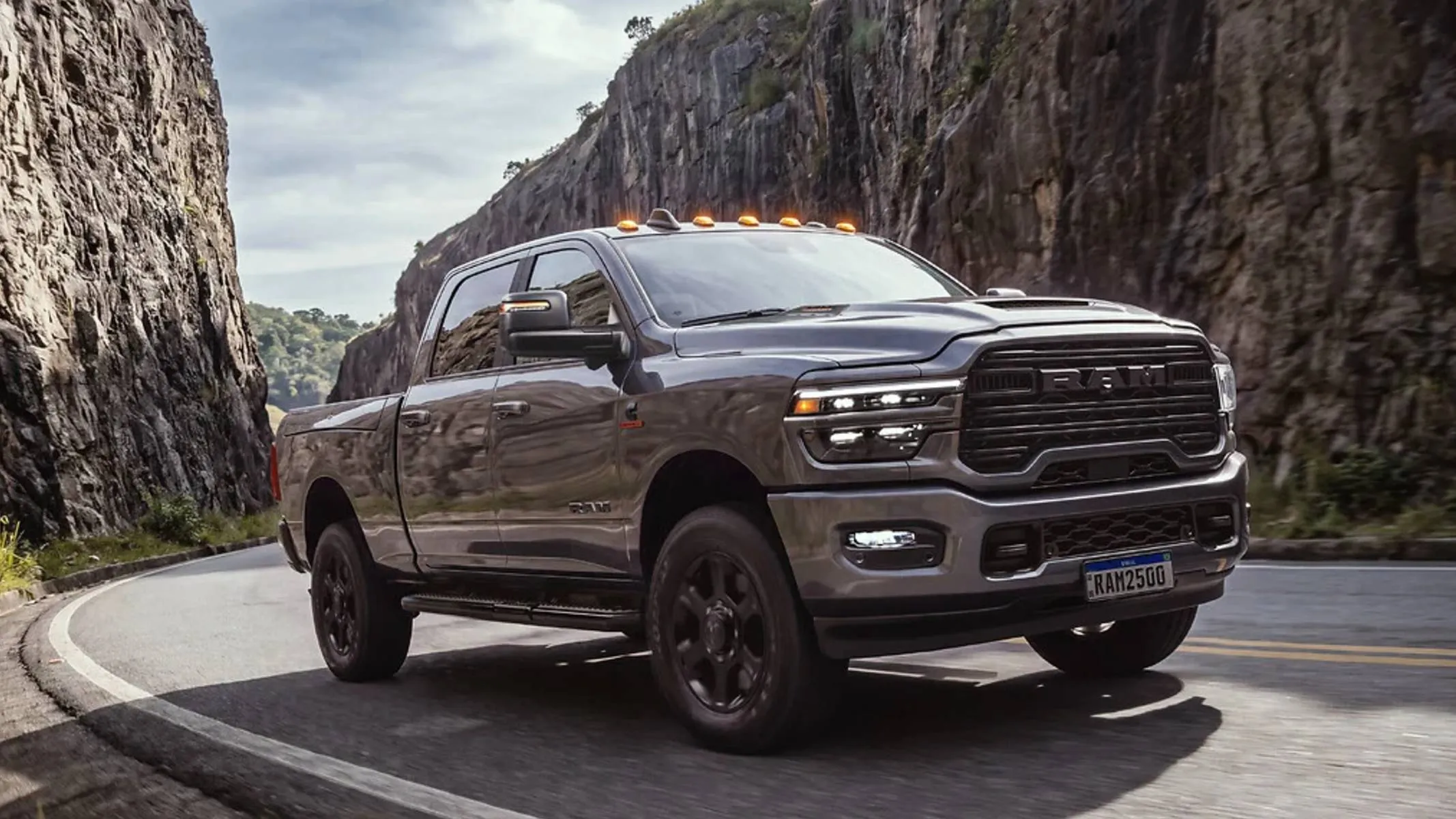 Ram lança 2500 Laramie com potência absurda e capaz de puxar mais de 8 toneladas