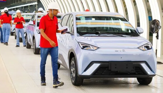 Carros chineses elétricos podem enfrentar desvalorização acelerada no Brasil por um detalhe