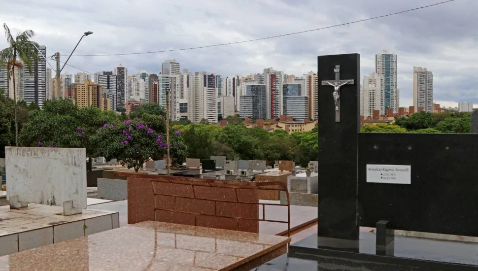 Cemiterio municipal de Londrina 4