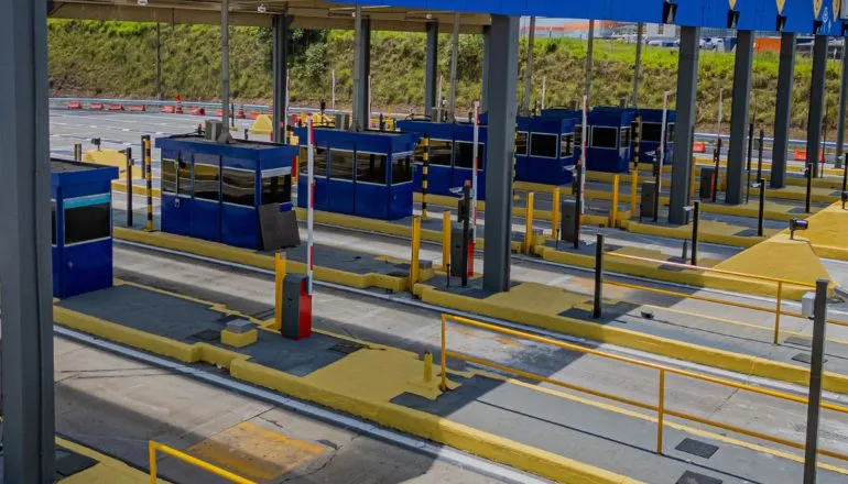 Fim da escala 6x1 nas rodovias: entenda o impacto nos pedágios, custos e obras no Paraná