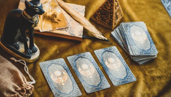 Tarot do dia: previsão para os 12 signos em 31/10/2026