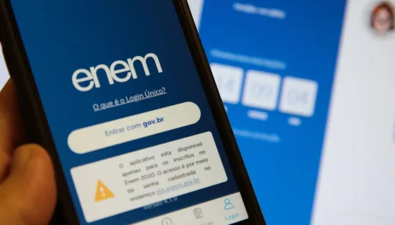 Enem 2026: estudantes do Paraná podem ter transporte gratuito para fazer as provas