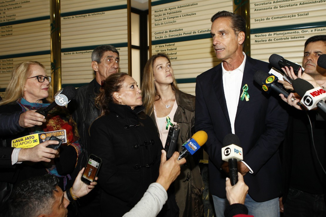 As celebridades foram recebidas no gabinete do magistrado. Foto: Antônio More