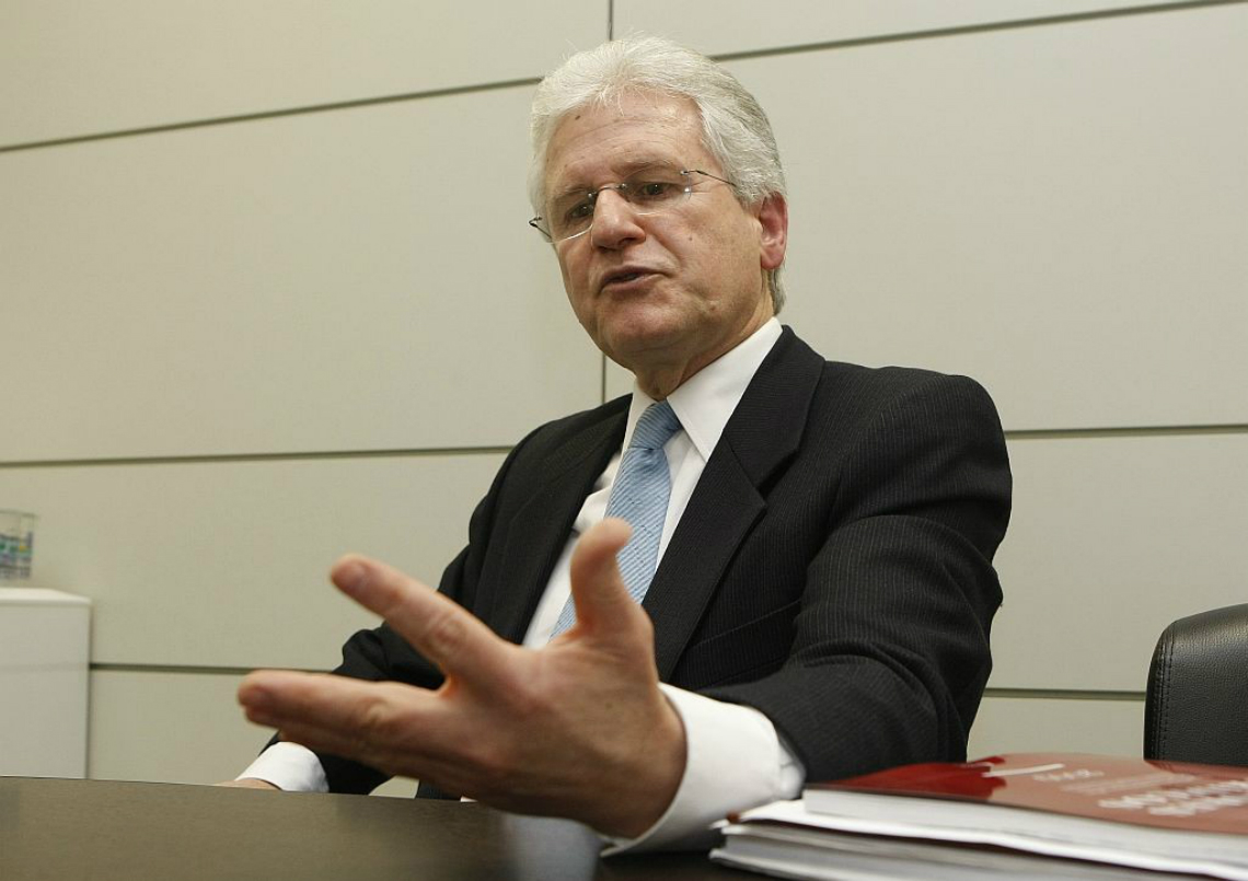 "Ele não gosta de mim porque eu era o presidente e ele queria mandar no clube", detona Marcos Malucelli. Foto: Arquivo