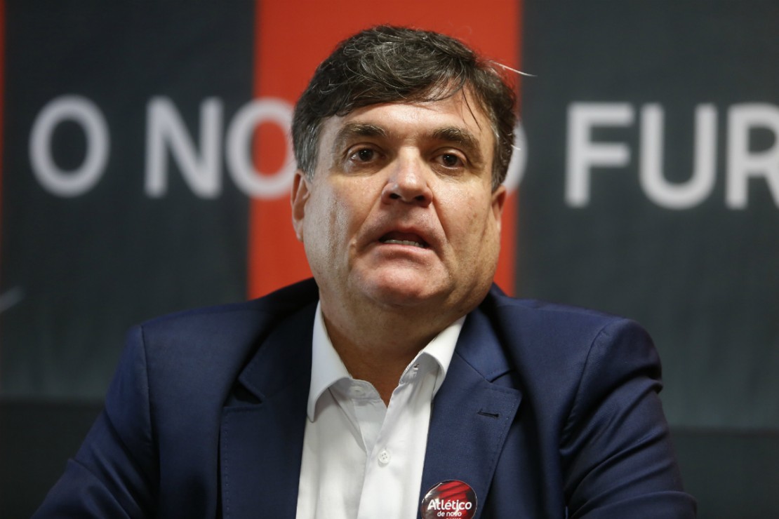 Henrique Gaede quer mobilizar os conselheiros para retirar da pauta o assunto FUNCAP. Foto: Henry Milleo