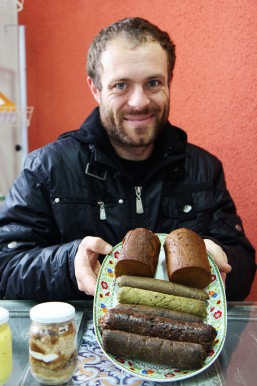 Sanson vende cerca de 100 produtos veganos em seu armazém. Foto: Raquel Tannuri Santana