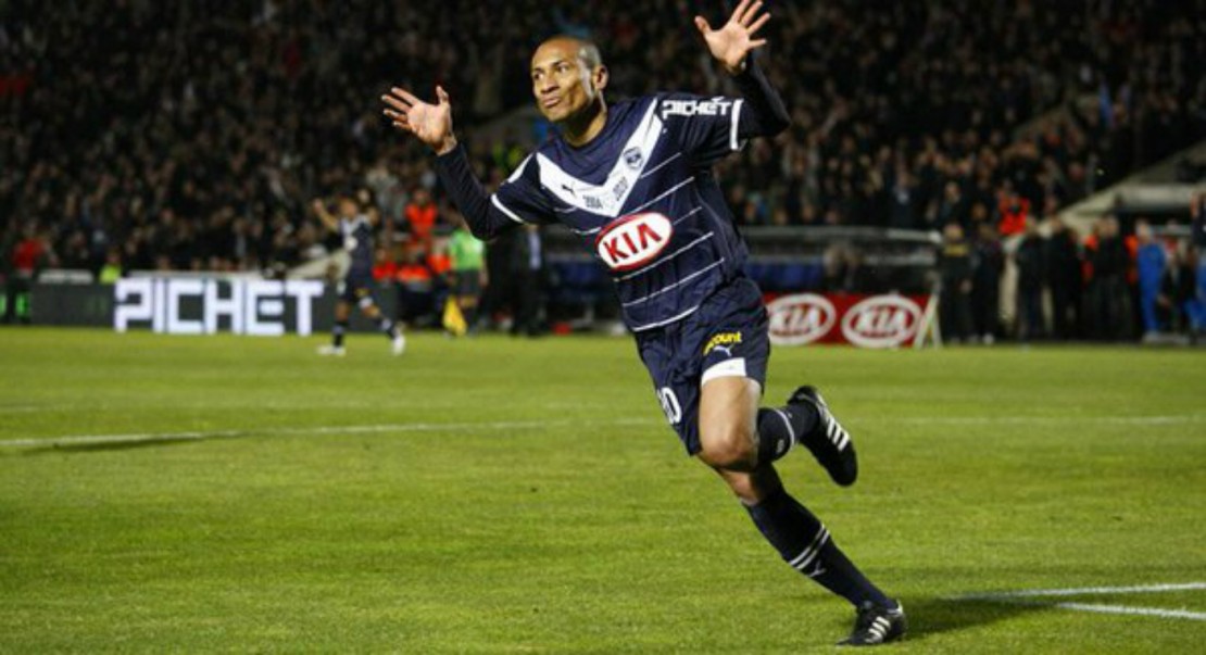 Jussiê, 32 anos, pode jogar como atacante pelo lado ou mesmo como referência no meio do ataque. Foto: Divulgação/Girondins Bordeaux