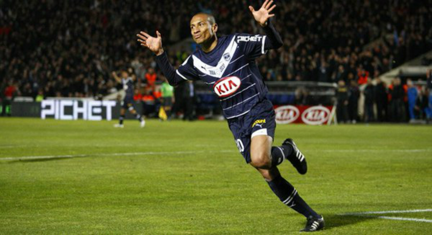 Jussiê, 32 anos, pode jogar como atacante pelo lado ou mesmo como referência no meio do ataque. Foto: Divulgação/Girondins Bordeaux