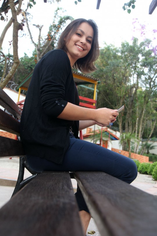 Caroline tem apenas 19 anos mas já é uma empreendedora (Foto: Raquel Tannuri Santana).
